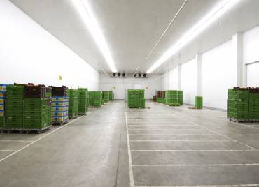 Cold storage cooling