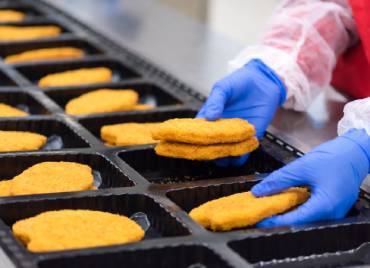 Filling, forming, packaging